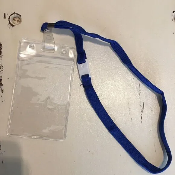 Kids school ID lanyard holder - Picture 2 of 2